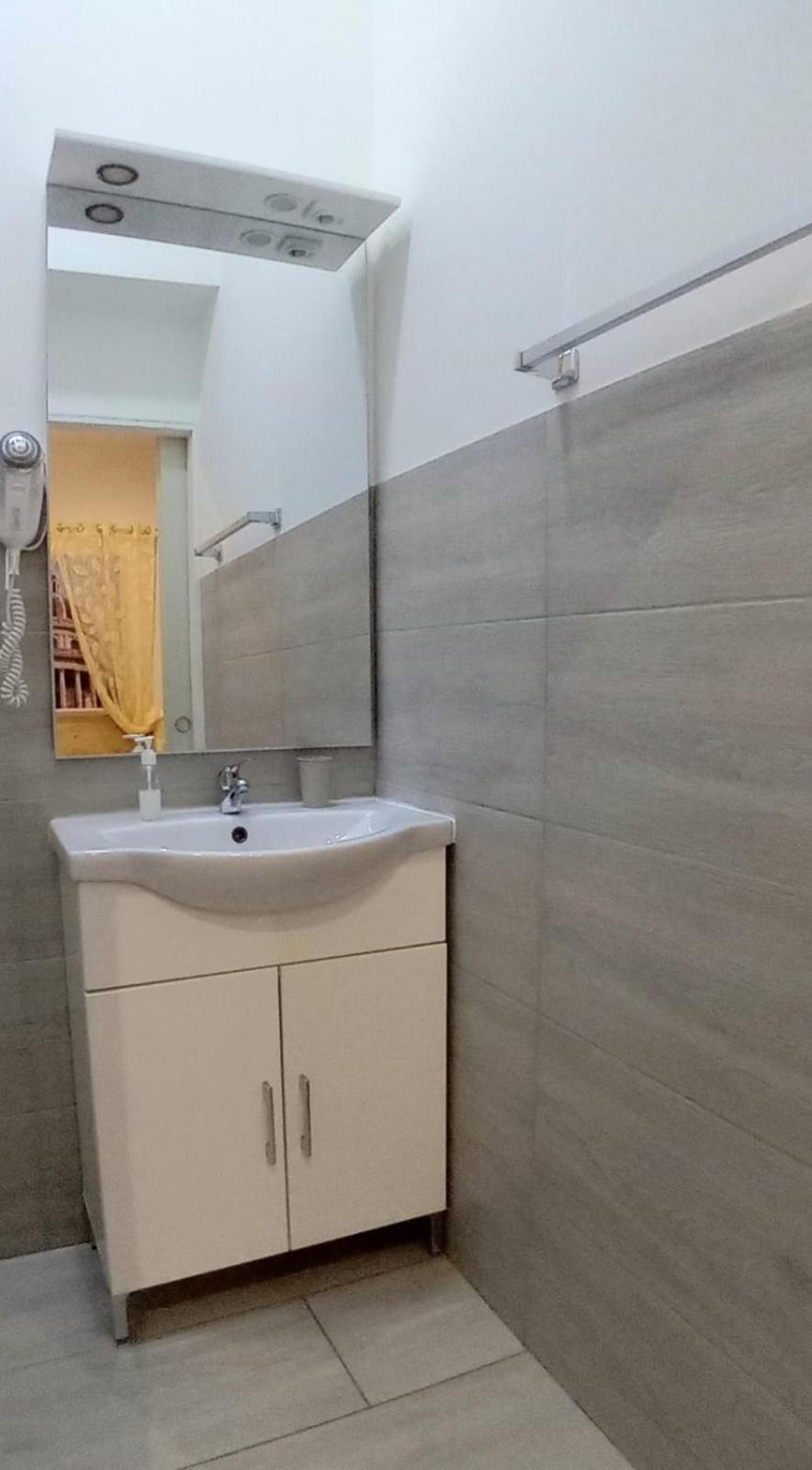 Affitti Brevi Policlinico Apartment Palermo Ngoại thất bức ảnh